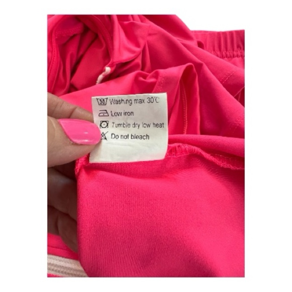 🆕 NWOT FKEEP women’s hot pink short sleeve athletic dress w/ shorts | size M - Picture 10 of 10